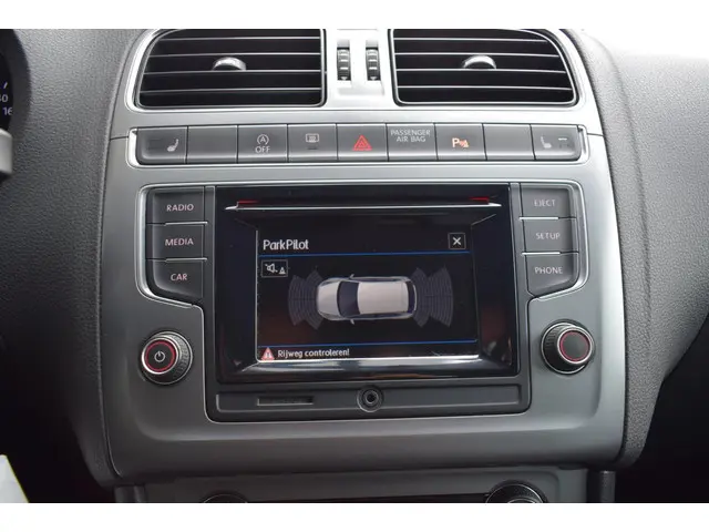 Volkswagen Polo 1.0 Comfortline Edition 2017 Benzine 16