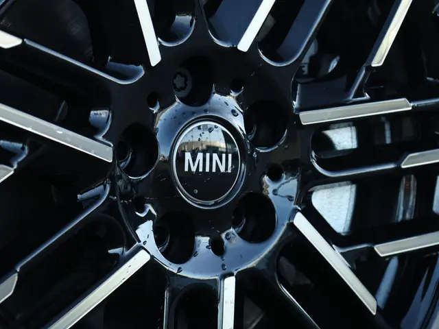 MINI 5-Deurs Mini 1.5 Cooper C Favoured L 2025 Benzine 13