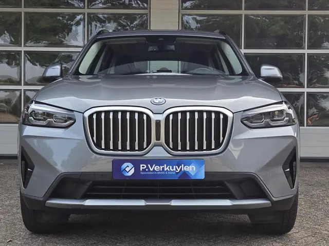 BMW X3 xDrive30e 2022 Hybride Benzine 11