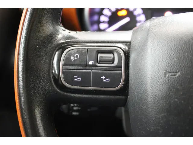 Citroën C3 Aircross 1.2 PureTech S&S Shine 2019 Benzine 20