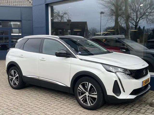 Peugeot 3008 1.2 Turbo 130 PK 2021 Benzine 8