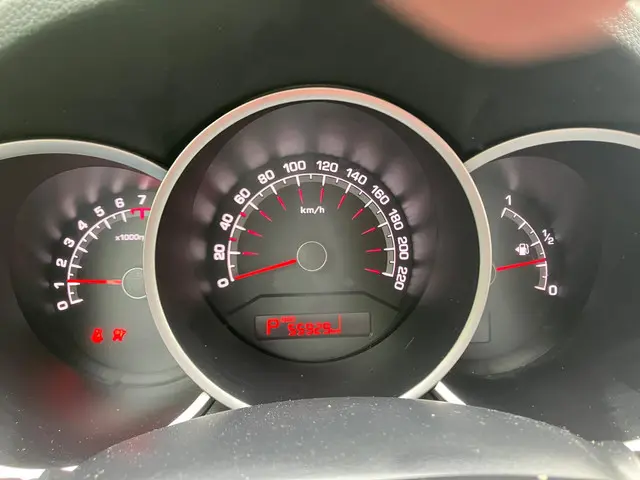 Kia Venga 1.6 CVVT Automaat 2015 Benzine 13