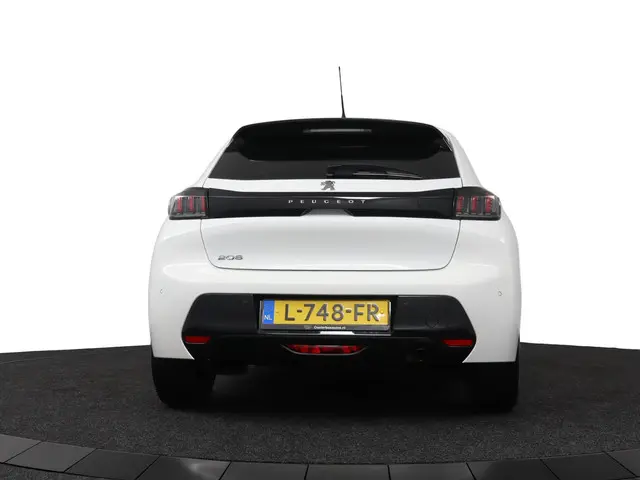Peugeot 208 1.2 T 100pk Allure - DAB/Ecc/Apple 2021 Benzine 38