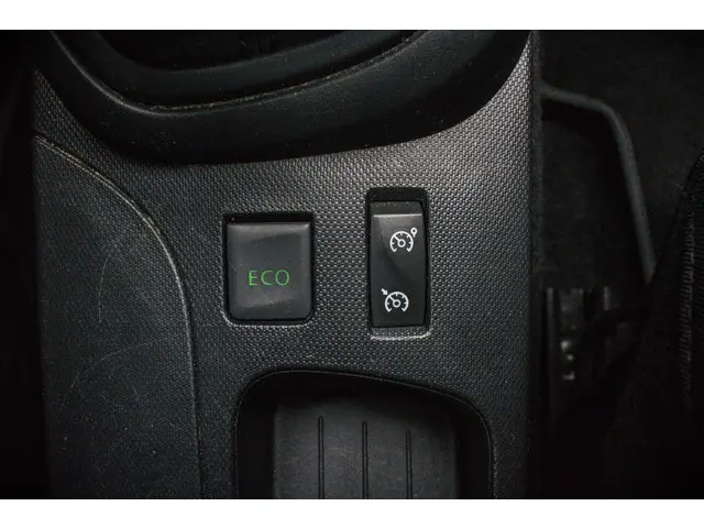 Renault Captur TCe 90 Zen 2016 Benzine 6