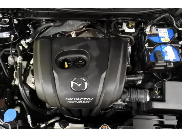 Mazda 2 1.5 90pk Automaat GT-M Driver 2016 Benzine 32