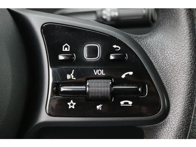 Mercedes-Benz Sprinter 317 CDI Aut. L2H1 2022 Diesel 33