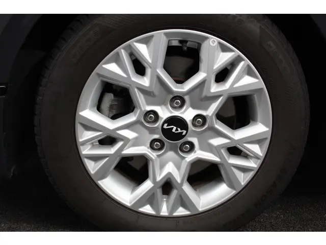 Kia Ceed 1.0 T-GDi Comfort 2023 Benzine 4