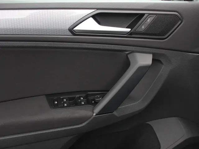 Volkswagen Tiguan 1.5 TSI DSG 150pk Life 2021 Benzine 10