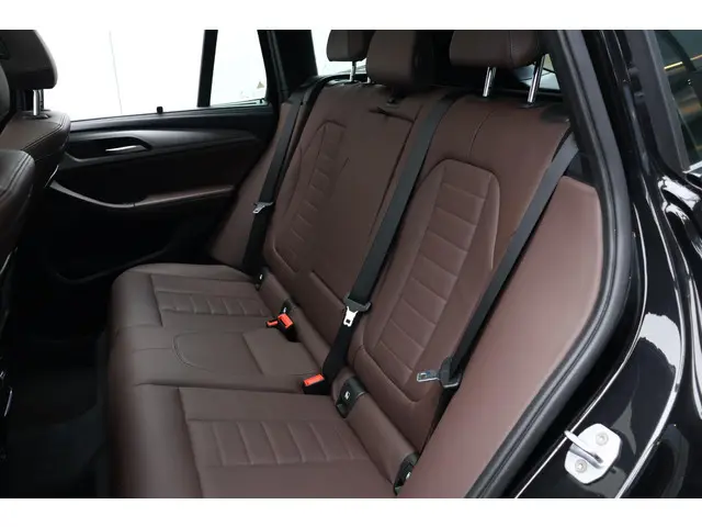 BMW X3 M40i xDrive High Executive 2017 Benzine 16