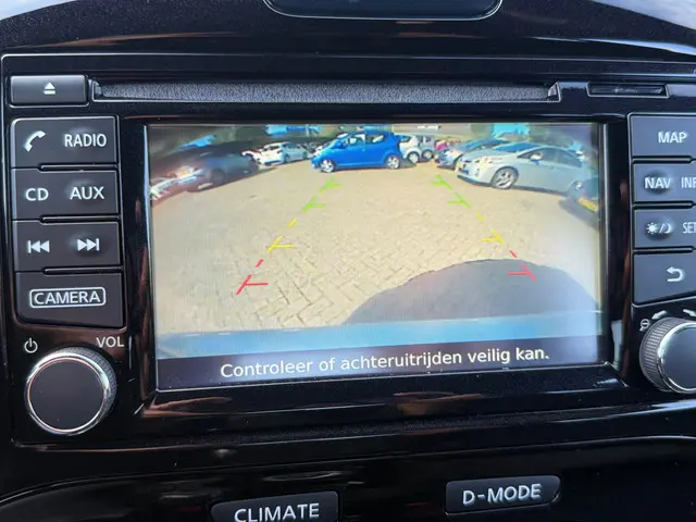 Nissan Juke 1.2 DIG-T S/S N-Connecta 2016 Benzine 19