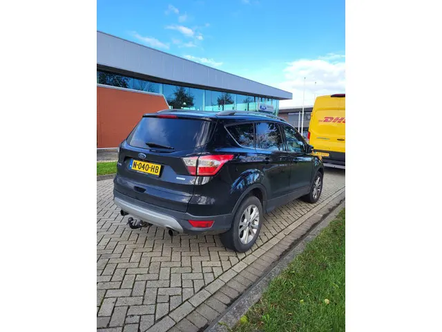 Ford Kuga 1.5 EcoBoost 150 PK Titanium 2018 Benzine 4