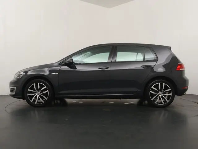 Volkswagen e-Golf E-DITION 2020 Elektrisch 2