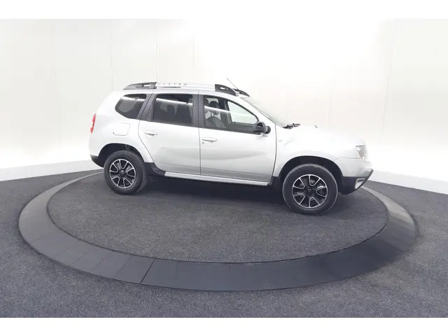 Dacia Duster TCe 120 4x2 Blackshadow 2017 Benzine 8