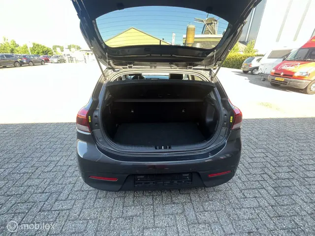 Kia Rio 1.4 DynamicLine 2017 Benzine 21