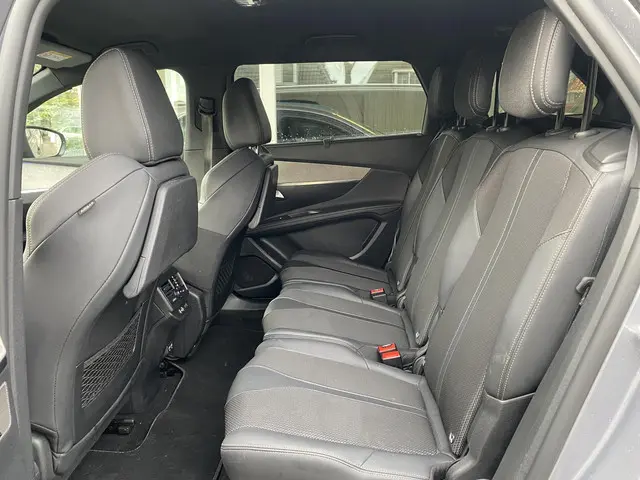 Peugeot 5008 1.2 Hybrid 136 GT 2024 Hybride Benzine 6