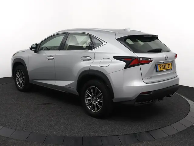 Lexus NX 300h AWD 25th Edition 2014 Hybride Benzine 11