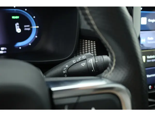 Volvo XC40 Recharge P8 AWD R-Design 2020 Elektrisch 15