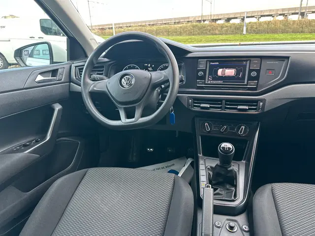 Volkswagen Polo 1.0 TSI Highline 2020 Benzine 8