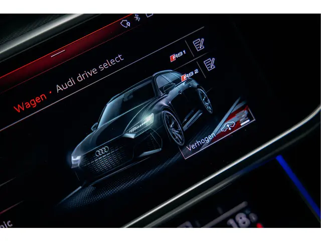 Audi RS6 RS 6 TFSI quattro 2020 Hybride Benzine 38