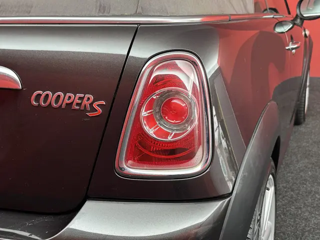 MINI Cooper S Cabrio Mini 1.6 Chili 2013 Benzine 24