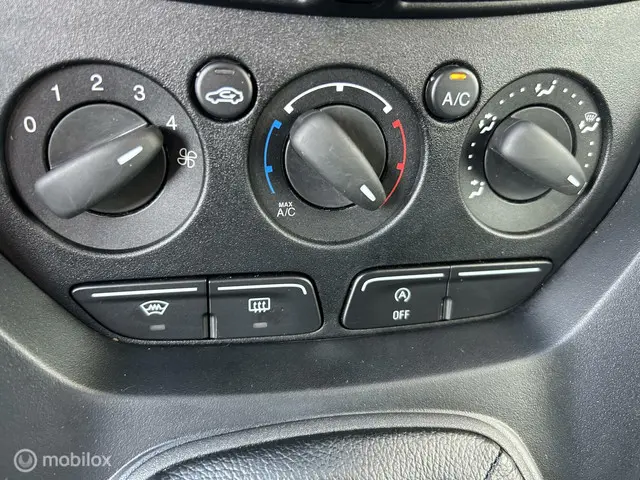 Ford C-MAX 1.0 Ambiente * AIRCO * TREKHAAK 2013 Benzine 13