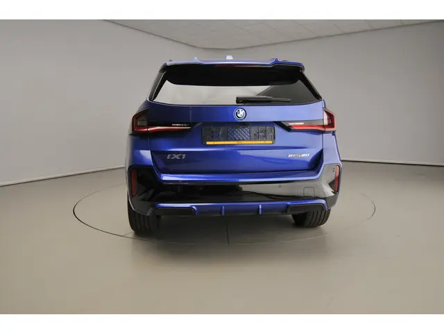 BMW iX1 eDrive20 2025 Elektrisch 3