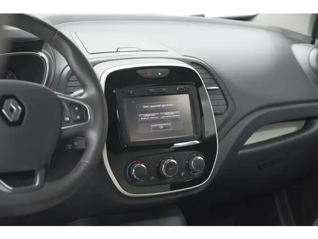 Renault Captur TCe 90 Limited 2017 Benzine 47