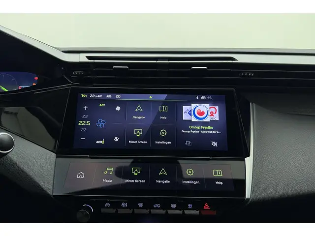 Peugeot 308 1.2T 130pk Allure Pack 2023 Benzine 18