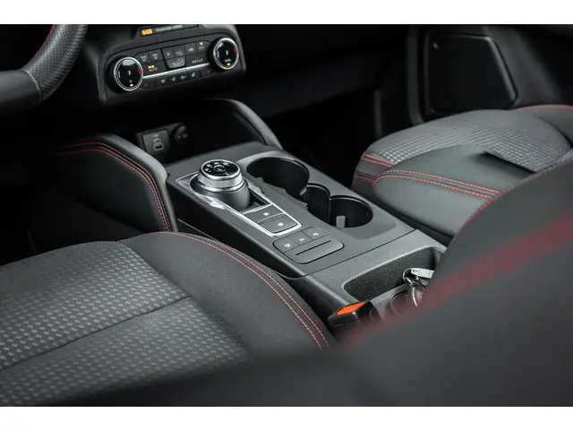 Ford Kuga 2.5 PHEV ST-Line 2023 Hybride Benzine 44