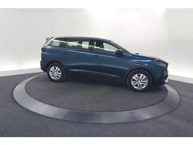 Peugeot 5008 PureTech 130 EAT8 Active Pack 2023 Benzine 7