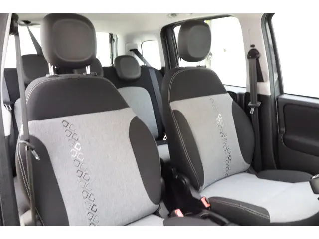 Fiat Panda 0.9 TwinAir Lounge 2019 Benzine 10