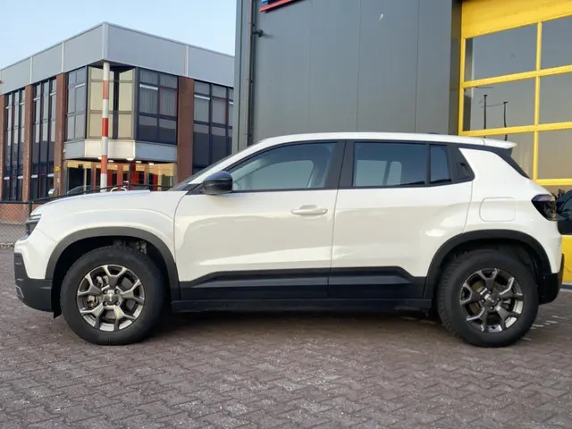 Jeep Avenger Longitude 54 kWh 2024 Elektrisch 2