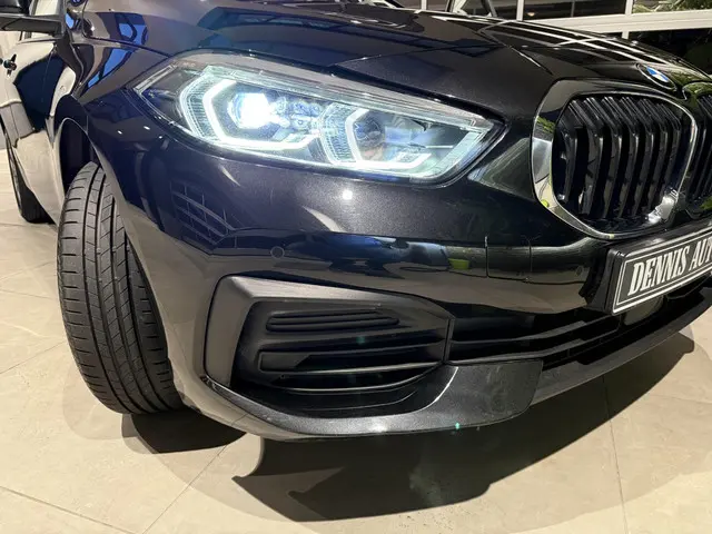 BMW 1 Serie 116i 2024 Benzine 21