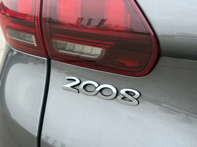 Peugeot 2008 1.2 PureTech Blue Lion 2016 Benzine 30