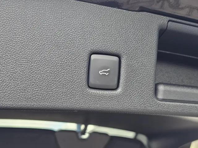 Ford Kuga 2.5 PHEV ST-Line X 2024 Hybride Benzine 12