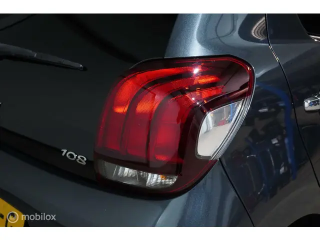 Peugeot 108 1.0 e-VTi Allure 2019 Benzine 8