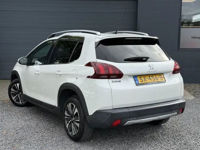 Peugeot 2008 1.2 PureTech Allure 2018 Benzine 5