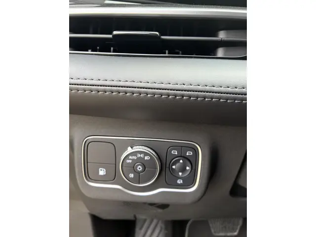 Omoda 9 SHS 1.5T-GDi SHS-P Premium 2026 Hybride Benzine 35