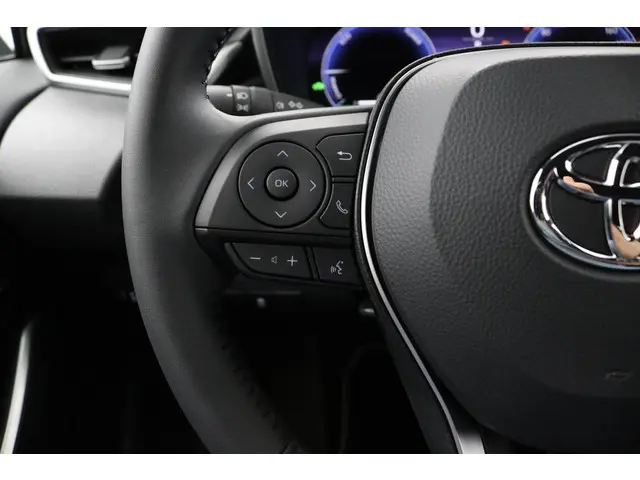Toyota Corolla Hybrid 140 Dynamic 2025 Hybride Benzine 15