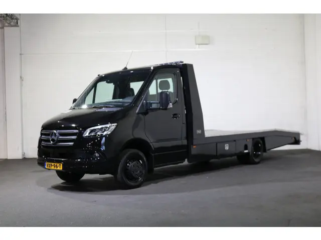 Mercedes-Benz Sprinter 519 CDI Oprijwagen 2023 Diesel 4