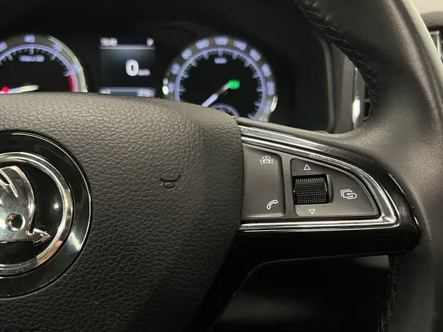 Škoda Karoq 1.5 TSI ACT Style Business 2018 Benzine 22