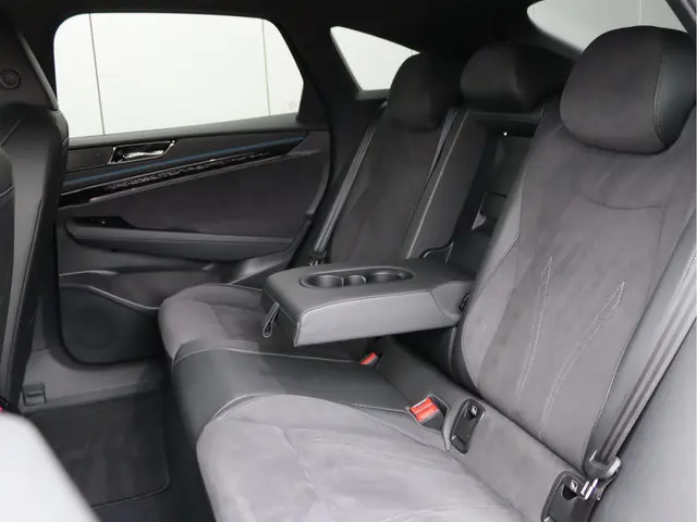 Volkswagen ID.7 Pro Business 77 kWh 2024 Elektrisch 30