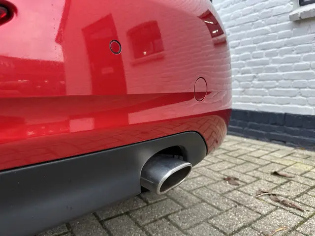 Peugeot 208 1.2 Turbo 110 PK GT-Line 2019 Benzine 40