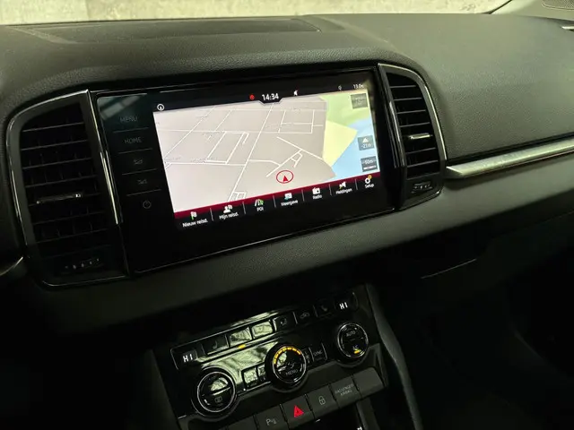 Škoda Karoq 1.0 TSI Sport 2018 Benzine 17