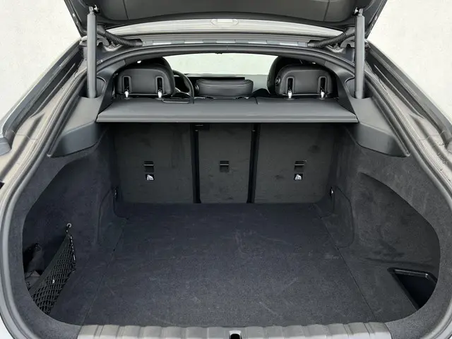 BMW i4 eDrive35 70 kWh 2024 Elektrisch 17