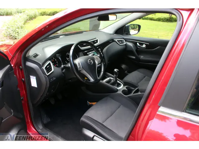 Nissan QASHQAI 1.2 Acenta 2015 Benzine 10