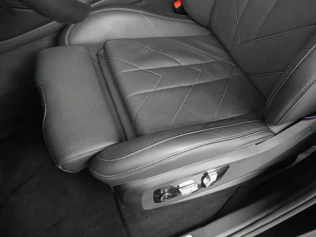 BMW XM PHEV 30 kWh 2024 Hybride Benzine 12