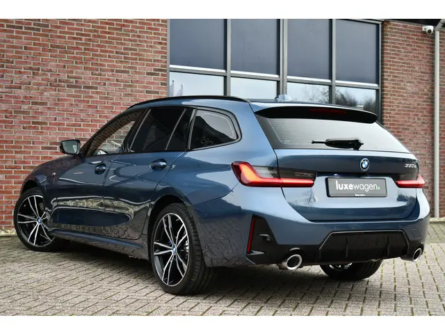 BMW 3 Serie Touring 330e M-Sport 2025 Hybride Benzine 20