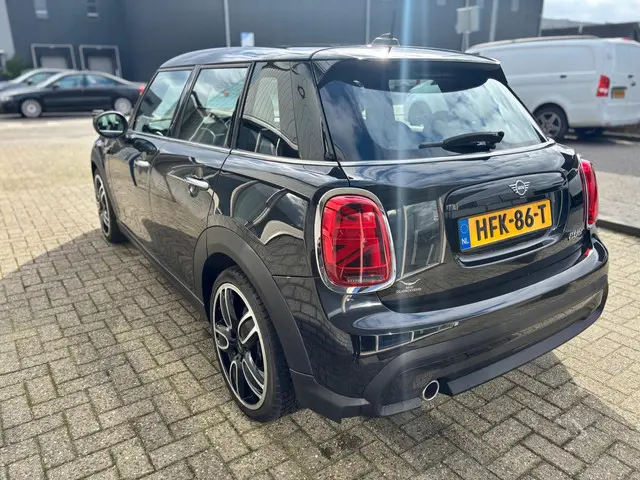 MINI Cooper Mini 1.5 Classic 2023 Benzine 7