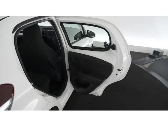 Peugeot 108 1.0 e-VTi Active 2020 Benzine 35